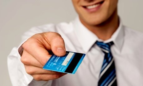 Преимущества кредитных карт перед займами